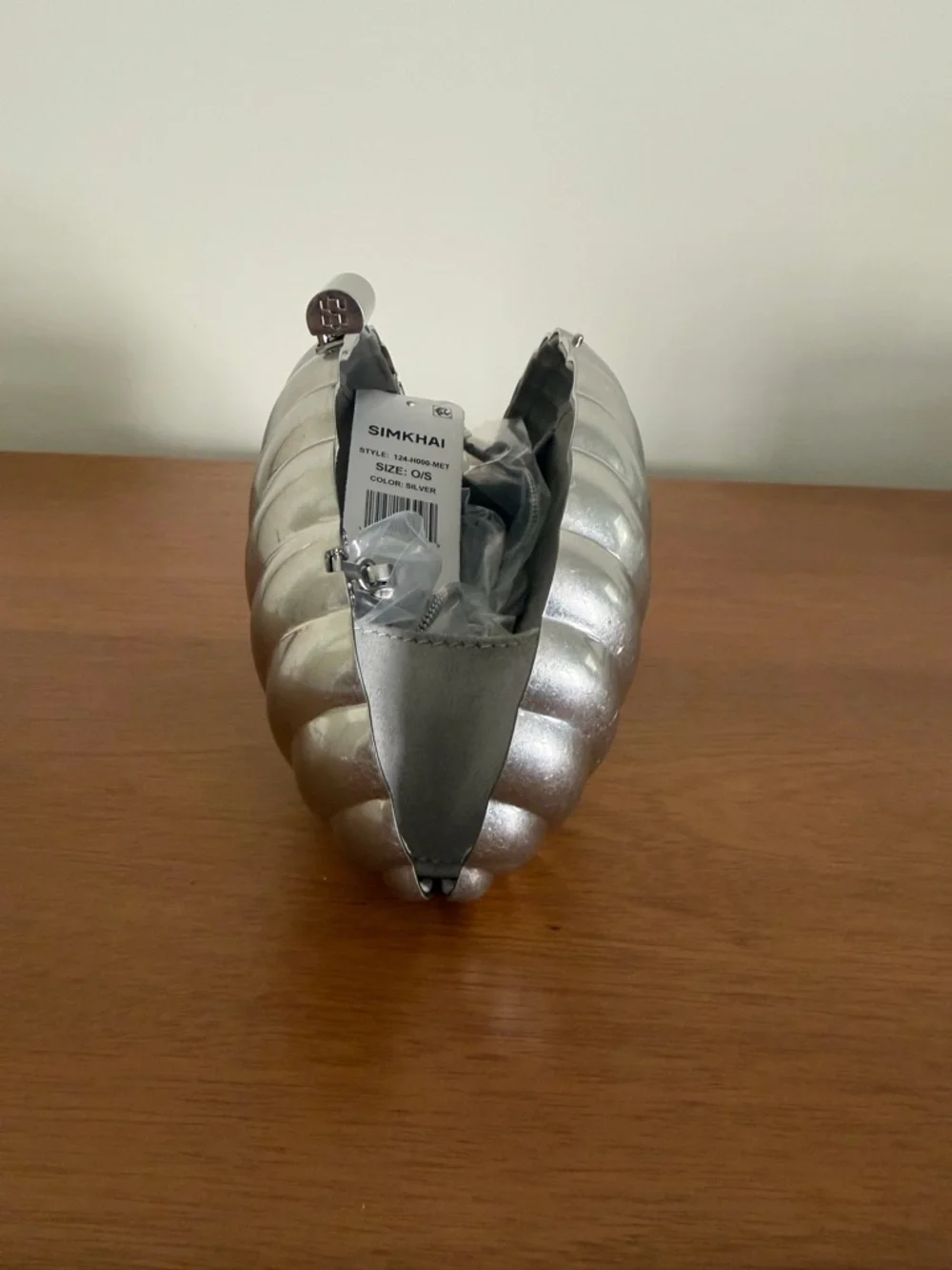 Silver Shell Clutch - Picture 5 of 7